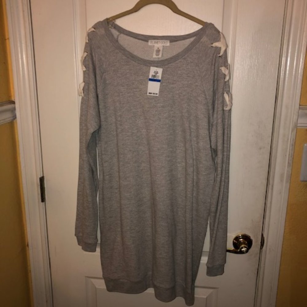 Planet Gold Gray Lightweight Sweatshirt - XL - NWT